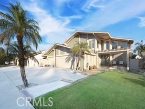 2244 W. Beverly Drive