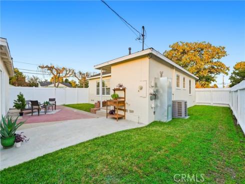 190 N Flower  , Orange, CA