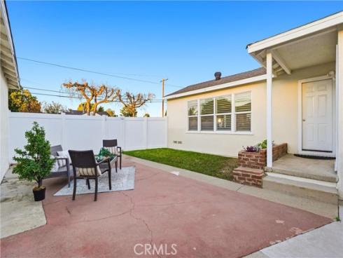 190 N Flower  , Orange, CA