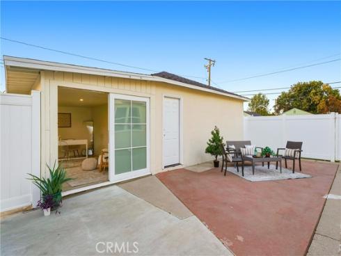 190 N Flower  , Orange, CA