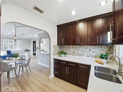 190 N Flower  , Orange, CA