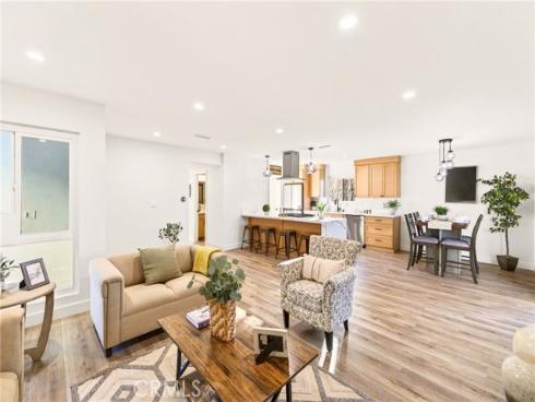 1201 E Saint James  , Orange, CA