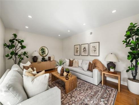 1127 E Adams   Avenue, Orange, CA