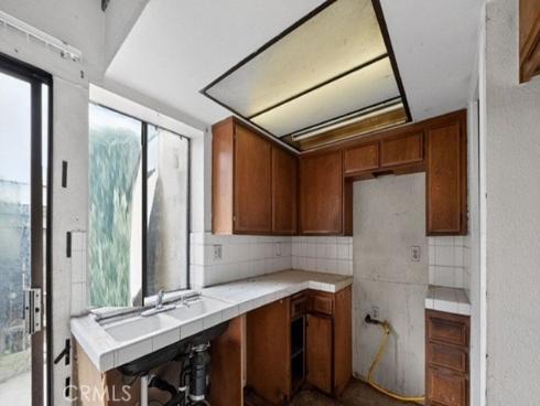 534 S Flower   Circle, Orange, CA