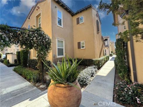 231 W Cork Tree  , Orange, CA