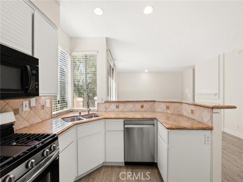 8215 E White Oak  19 , Orange, CA