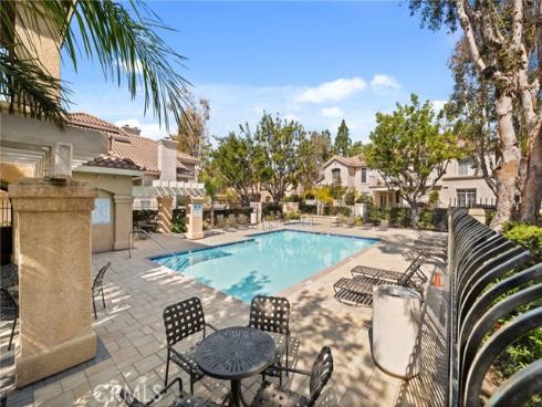 8215 E White Oak  19 , Orange, CA