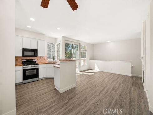 8215 E White Oak  19 , Orange, CA