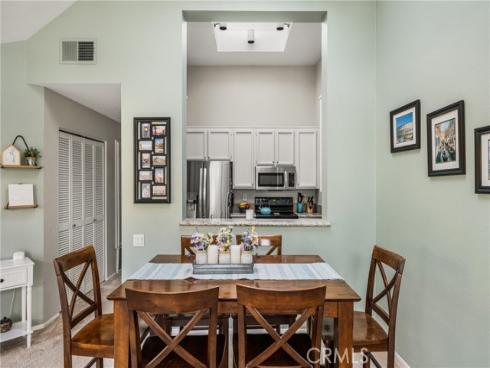 5744 E Creekside  37 , Orange, CA