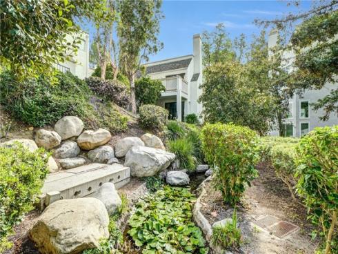 190 N Singingwood  , Orange, CA