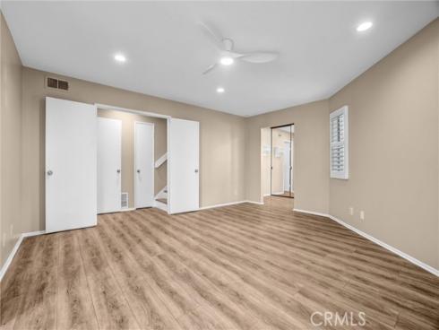 190 N Singingwood  , Orange, CA