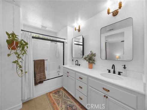 271 W Sparkleberry  , Orange, CA