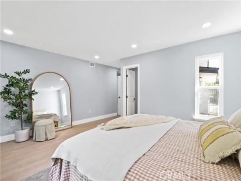 1308 E Sunview   Drive, Orange, CA