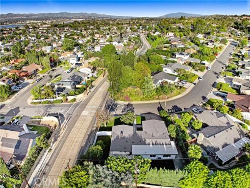 1308 E Sunview   Drive, Orange, CA