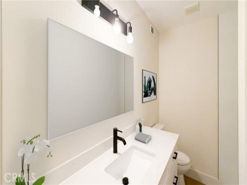 700 W La Veta  D5 , Orange, CA