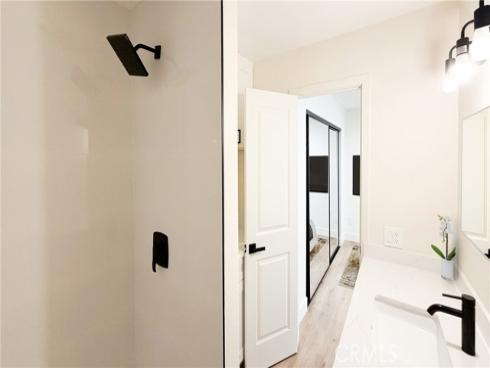 700 W La Veta  D5 , Orange, CA