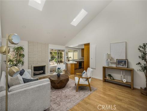 762 S Breezy Way  , Orange, CA