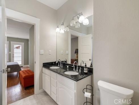 637 E Van Bibber  , Orange, CA