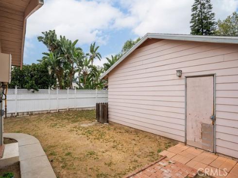 637 E Van Bibber  , Orange, CA