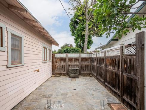 637 E Van Bibber  , Orange, CA