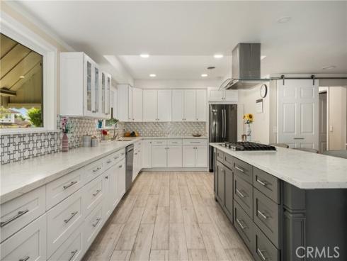 909 N Cleveland  , Orange, CA