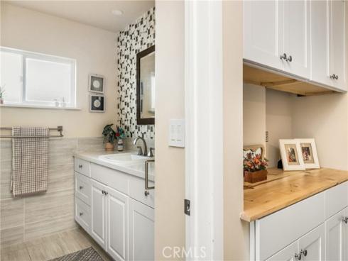 909 N Cleveland  , Orange, CA