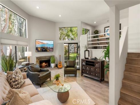 152 N. Singingwood