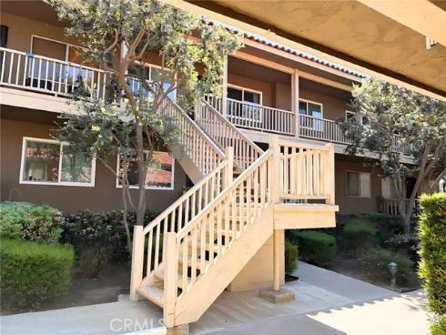 555 S. La Veta Park 234