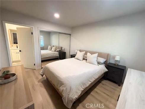 555 S La Veta Park  234 , Orange, CA