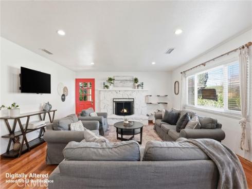 713 E Sycamore  , Orange, CA