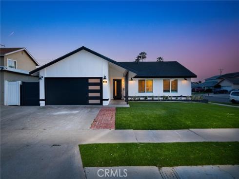 4422 E. Silverleaf