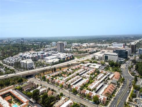 700 W La Veta C6 , Orange, CA