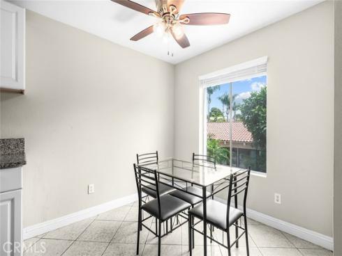 700 W La Veta C6 , Orange, CA
