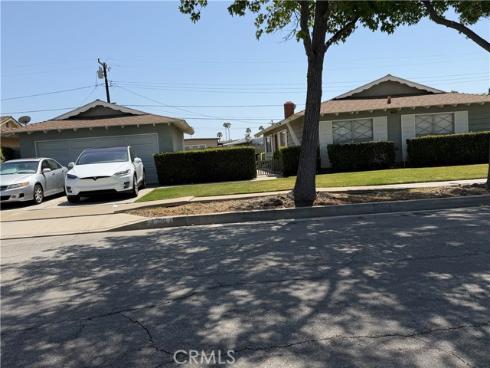 1320 E Trenton  , Orange, CA