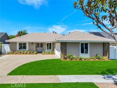 709 E. Meadowbrook Avenue