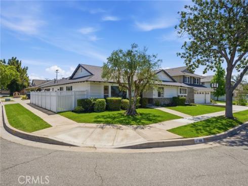 801 S. Fairmont WayS