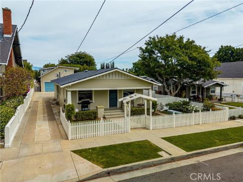 359 N. Harwood