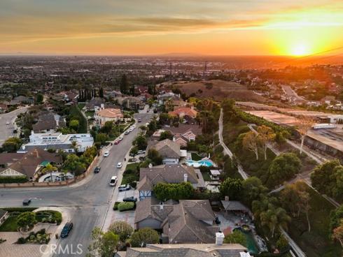 3911 E Rolling Green , Orange, CA