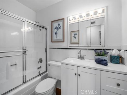 2310 E Orangeview , Orange, CA
