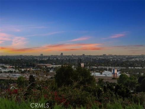 2310 E Orangeview , Orange, CA