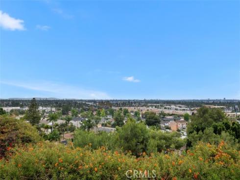 2310 E Orangeview , Orange, CA
