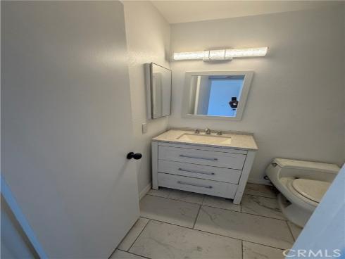 700 West La Veta E4 Avenue, Orange, CA