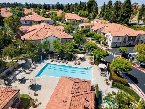 215 S Cross Creek L , Orange, CA
