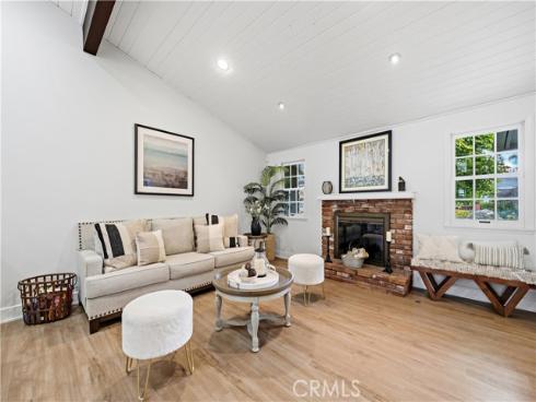 1224 E Orange Grove , Orange, CA