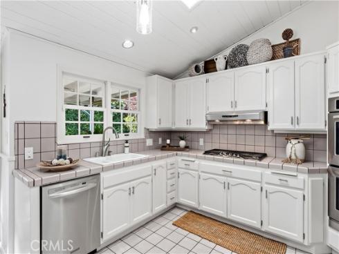 1224 E Orange Grove , Orange, CA