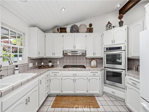 1224 E Orange Grove , Orange, CA