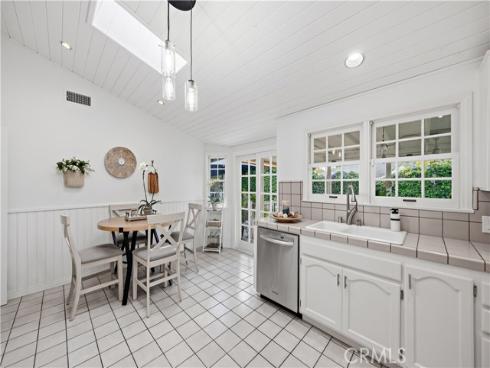 1224 E Orange Grove , Orange, CA