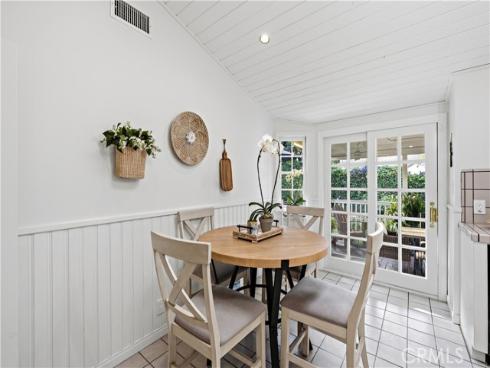1224 E Orange Grove , Orange, CA