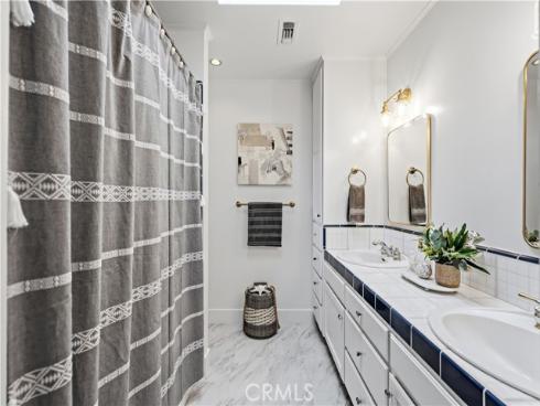 1224 E Orange Grove , Orange, CA
