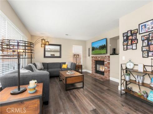 1213 E Sunflower , Orange, CA
